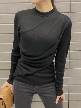 交叉结构修身针织上衣