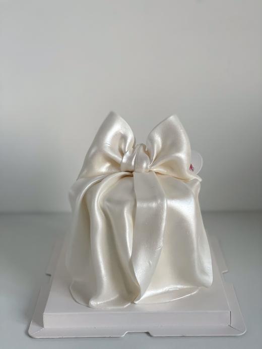 翻糖蛋糕 | 原味奶油 - 珠光蝴蝶结 商品图0