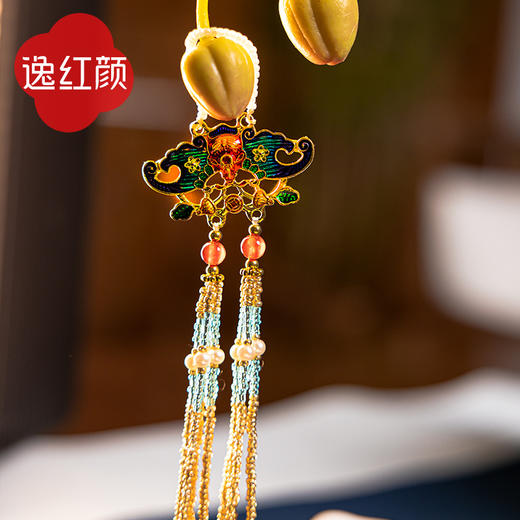 逸红颜蓝鹊压襟 商品图0