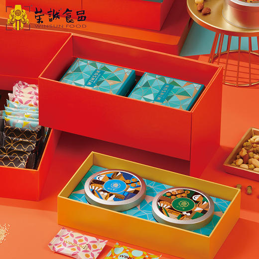 荣诚星梦奇缘年货礼盒黑金凤梨酥椰蓉饼综合果仁坚果曲奇蛋卷酥饼 商品图1