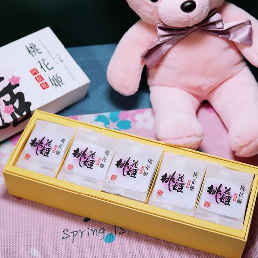 东阿阿胶 桃花姬阿胶糕300g 即食阿胶非阿胶块男女滋补品送礼高端礼盒礼袋礼品孝敬父母 商品图3