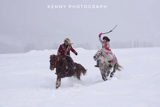 新疆“冬日仙境”伊犁天鹅泉、雾凇、赛里木湖蓝冰泡、昭苏天马踏雪&蓝冰玉湖8天摄影团 商品图12