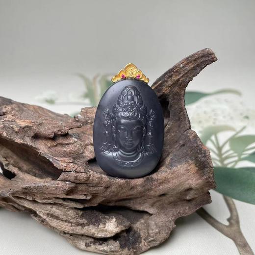 18K和田玉吊坠烟紫观音 商品图0