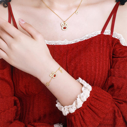 周大生S925银镶嵌红玛瑙锆石套链福运兔子项链铜钱小众设计潮兔礼物 商品图5