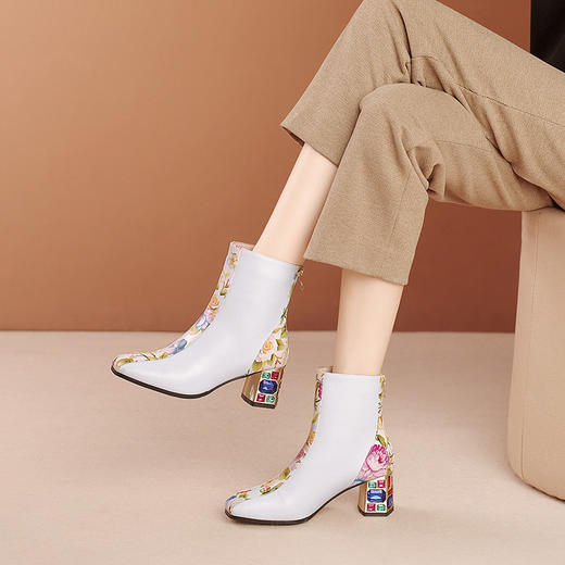 2022秋冬新款粗跟短靴圆头高跟马丁靴民族风OLD-6737-11aa 商品图2