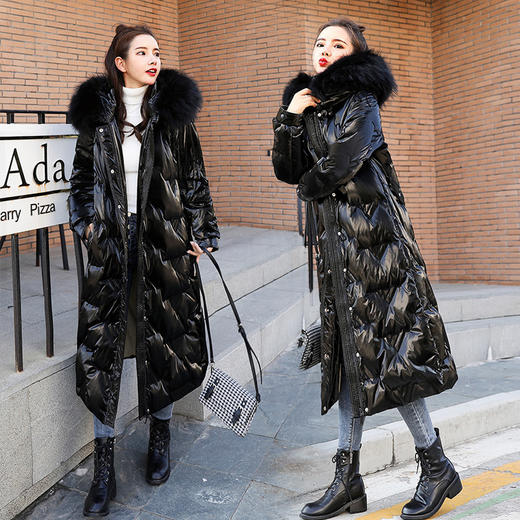 QYMXFYM8982-3 外套 女加厚大毛领中长款宽松亮面绒棉服连帽加厚棉袄批发招代理 商品图1