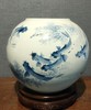 青花九鱼图瓶 商品缩略图0