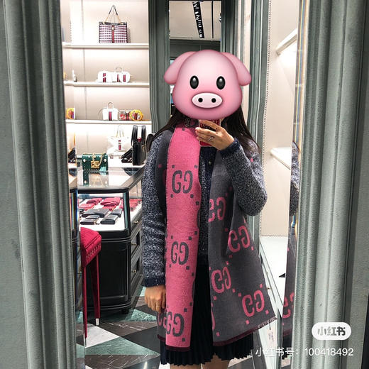 Gucci新款灰粉色围巾 商品图2