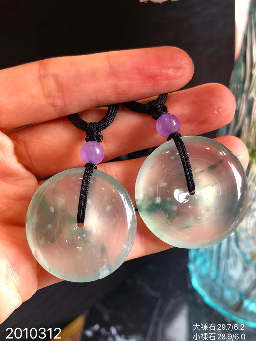 2010312，玻璃木纳飘花平安扣裸石，玻璃木纳飘花平安扣裸石。具体价格微信咨询 商品图2