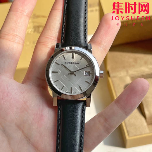 原单巴宝莉BU9106 女士腕表
机芯：进口石英机芯 商品图1