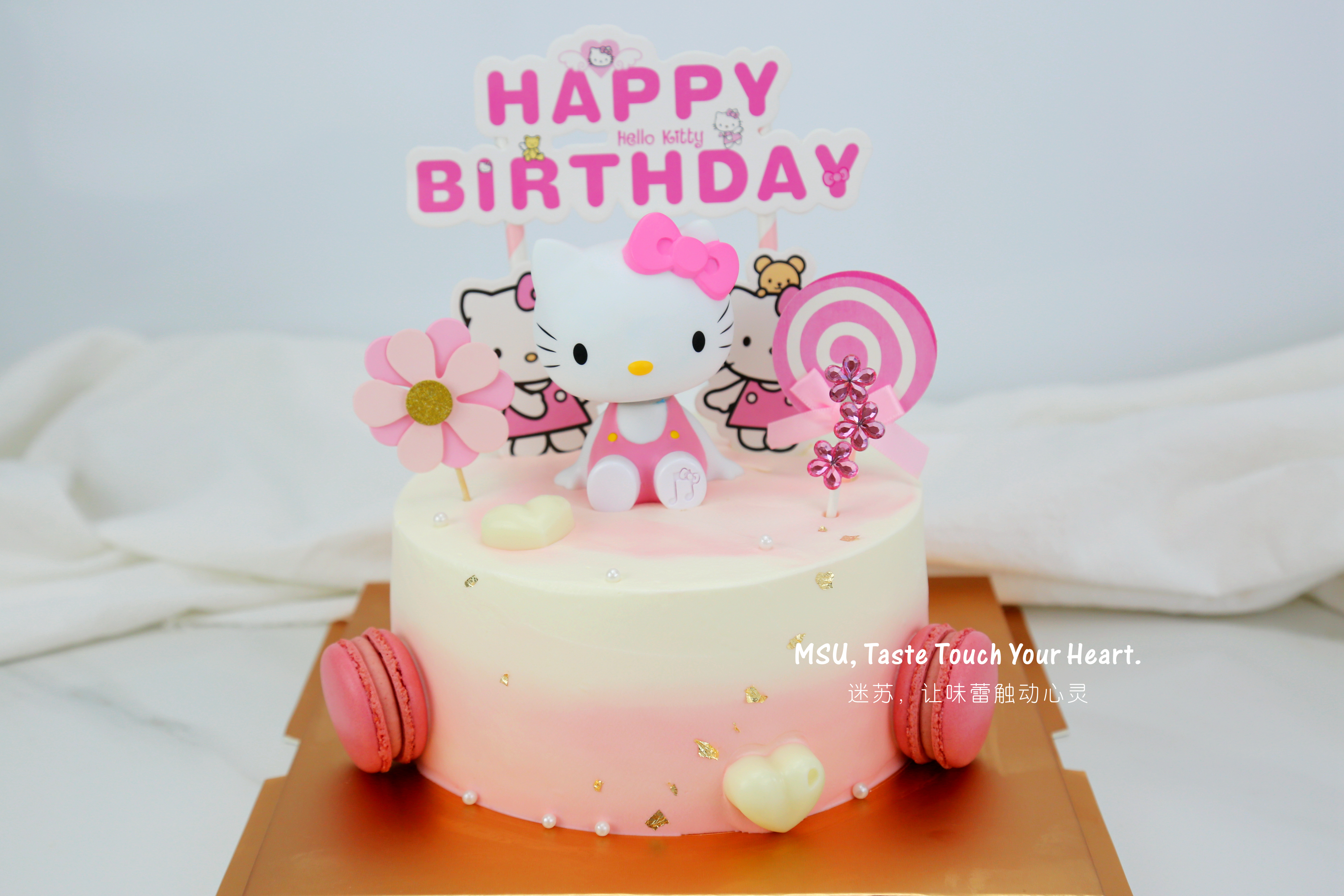 HelloKitty主题生日蛋糕