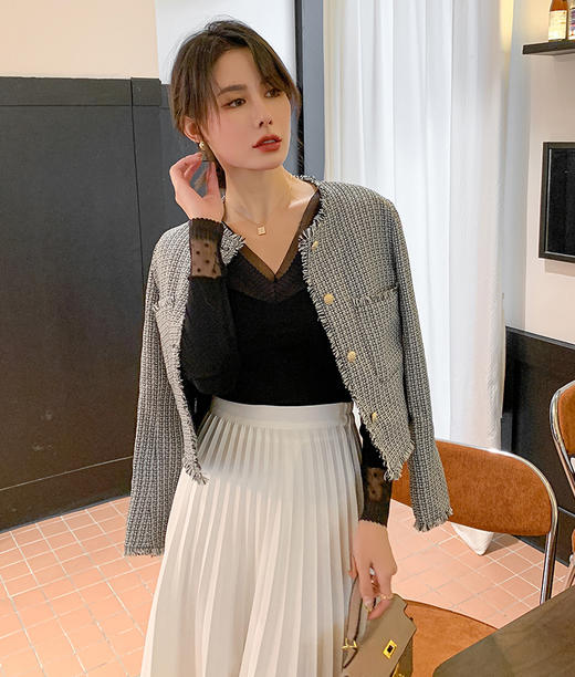 【限时折扣】利蜂LOUIS ROYER莫奈花园深V肌底衣 80-140斤 商品图1