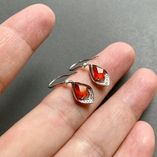 高冰种橘红色黄翡耳坠18k白金钻石镶嵌 商品图7