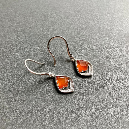 高冰种橘红色黄翡耳坠18k白金钻石镶嵌 商品图3