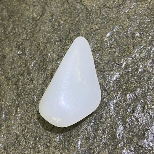 和田玉（白玉）籽料原石11g（价格面议） 商品图0