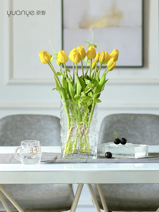 郁金香仿真花高档pu手感保湿假花ins风客厅摆件餐桌玻璃装饰摆设 商品图3