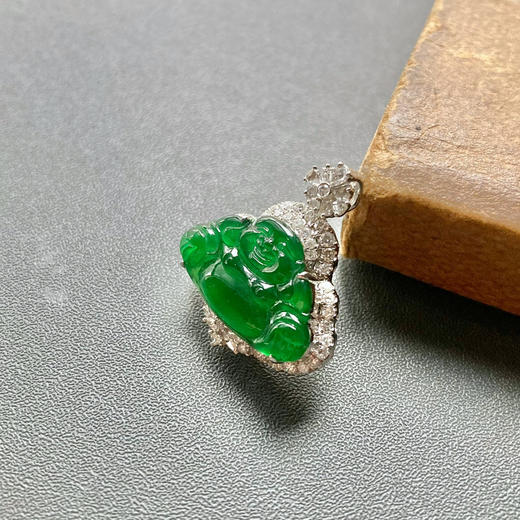 玻璃种阳绿翡翠弥勒佛18k白金钻石镶嵌 商品图2