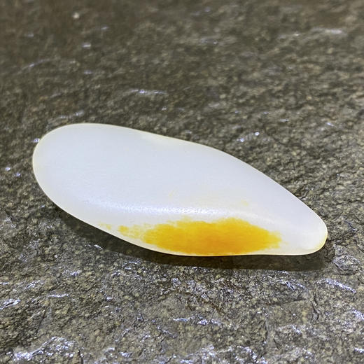 和田玉（白玉）籽料原石8.81g（价格面议） 商品图1