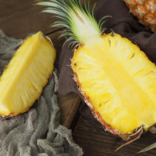 金钻凤梨  皮薄肉厚爽口化渣  酸酸甜甜纤维柔脆   清甜多汁   果肉细腻无渣   新鲜现摘 一件包邮 商品图5