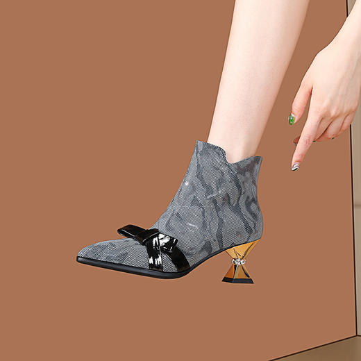 蝴蝶结花皮短靴，高跟粗跟尖头单靴裸靴大码女靴PLGZ-D86-6 商品图2