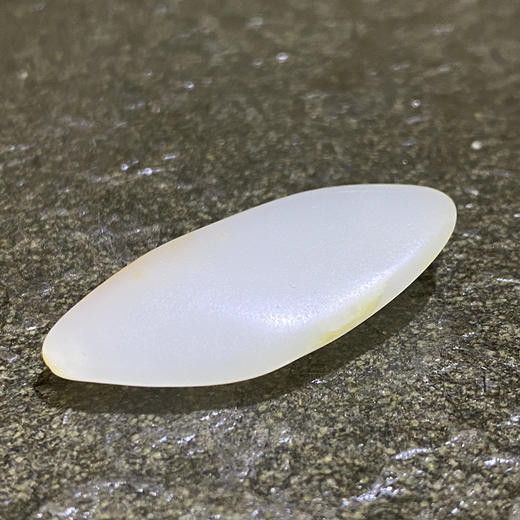 和田玉（白玉）籽料原石8.81g（价格面议） 商品图3