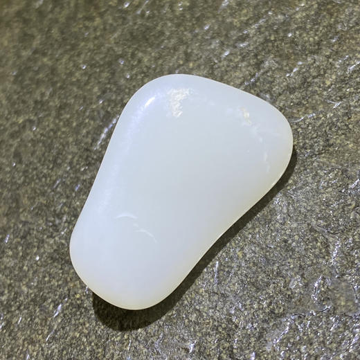 和田玉（白玉）籽料原石23.41g（价格面议） 商品图5