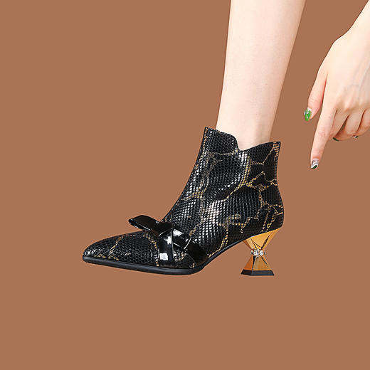蝴蝶结花皮短靴，高跟粗跟尖头单靴裸靴大码女靴PLGZ-D86-6 商品图8