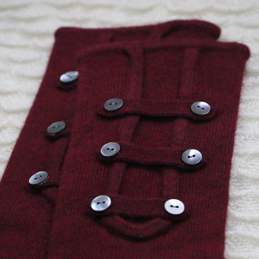 【甄珠贝】纽扣纯羊绒手套 商品图4