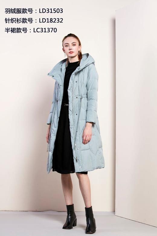 2楼法蒂微FULWIN时尚羽绒服 商品图0