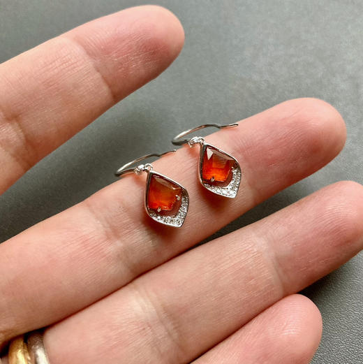 高冰种橘红色黄翡耳坠18k白金钻石镶嵌 商品图6