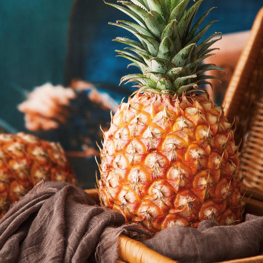 金钻凤梨  皮薄肉厚爽口化渣  酸酸甜甜纤维柔脆   清甜多汁   果肉细腻无渣   新鲜现摘 一件包邮 商品图2