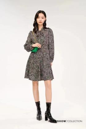 红袖89222381607连衣裙