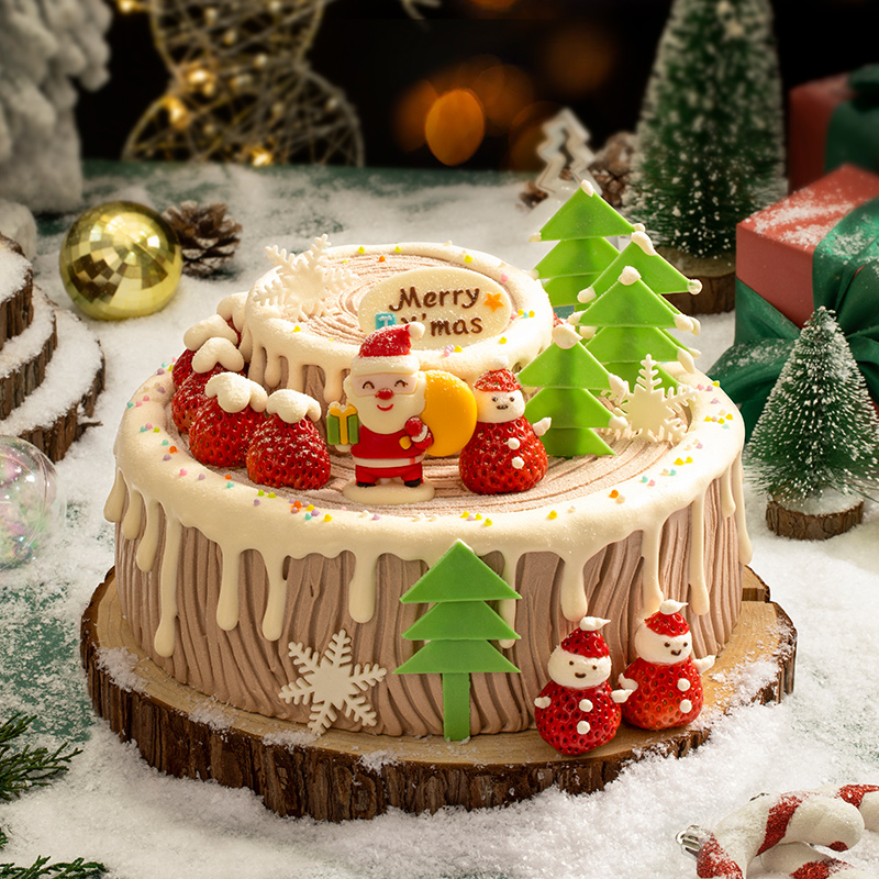 【圣诞树桩】手工刻制树桩年轮和大颗草莓甜润清新，奏响舌尖的圣诞颂歌