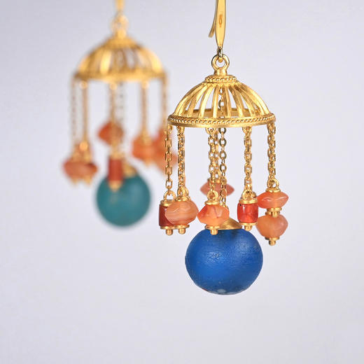 辽代琉璃珠华盖不对称耳环 商品图1