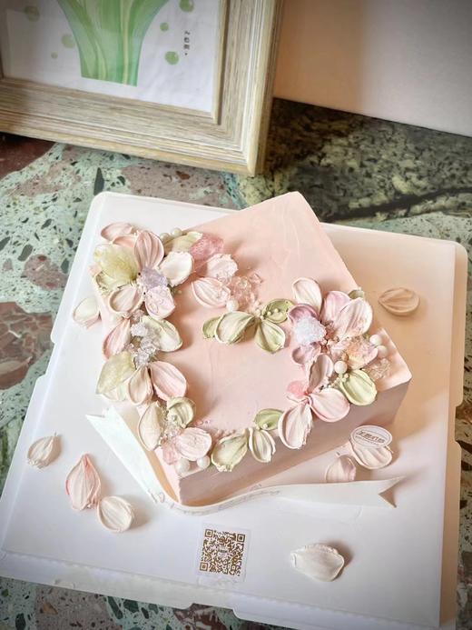 优雅刮刀花蛋糕 商品图1