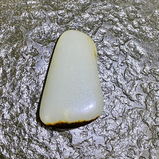 和田玉（白玉）籽料原石16.5g（价格面议） 商品图0