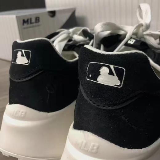 【授权商品】MLB男女情侣NY大标拼接百搭厚底休闲鞋慢跑运动鞋32SHX1111-50L 商品图2