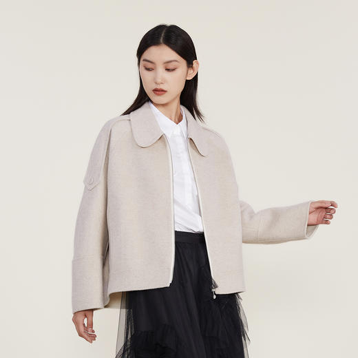 谜底22冬季新款羊毛呢大衣女翻领设计感短款双面呢外套224MD1704 商品图3