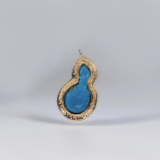 元代琉璃“海蓝之谜”项坠 商品图1