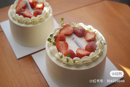 白色恋人草莓蛋糕，草莓夹心草莓装饰，满满的甜蜜，祝福你这个冬天，莓烦恼 商品图2