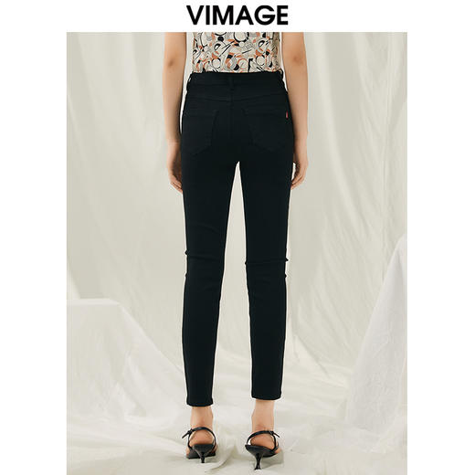 VIMAGE纬漫纪春季新款黑色小脚裤V1905521 商品图4