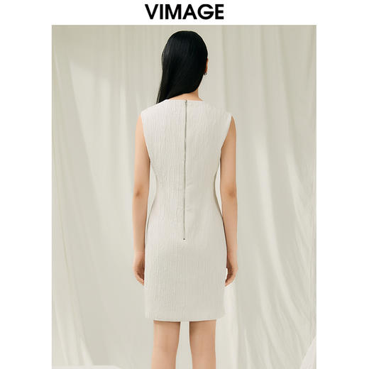 VIMAGE纬漫纪春季新款简约大方连衣裙V1907502 商品图4