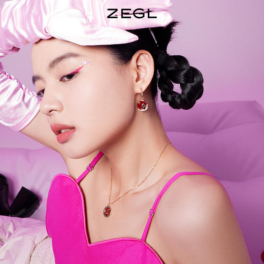 ZEGL设计师本命年兔系列红玛瑙兔子项链女生轻奢小众锁骨链配饰品 商品图3