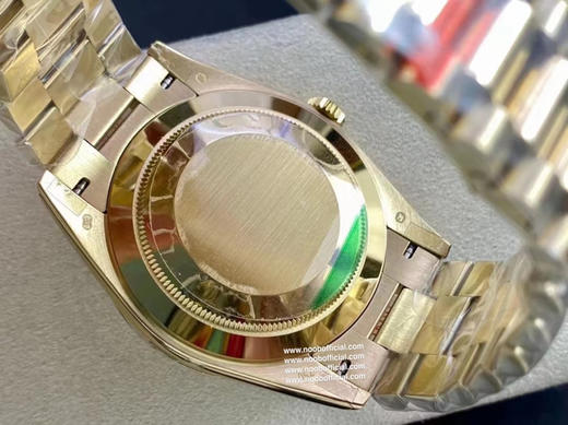 NOOB劳力士星期日志型401⃣️ 蓝宝石镜面，日历2.5倍放大镜，效果同步原版。2⃣️蚝式表壳结构，一体中层表壳，旋入式底盖及上链表冠。 商品图14