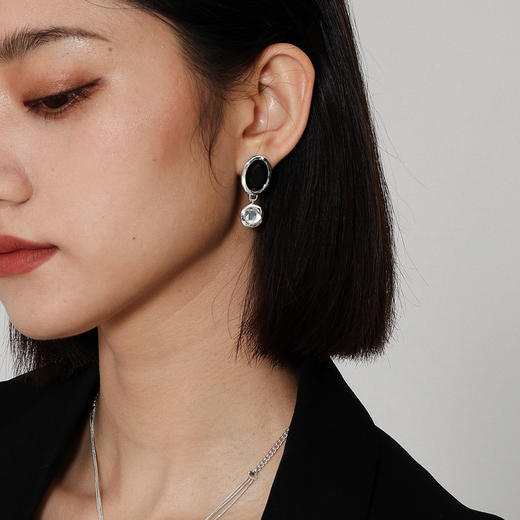 高级复古 SOFT ROOM 双色水晶宝石耳环金黑白 商品图0
