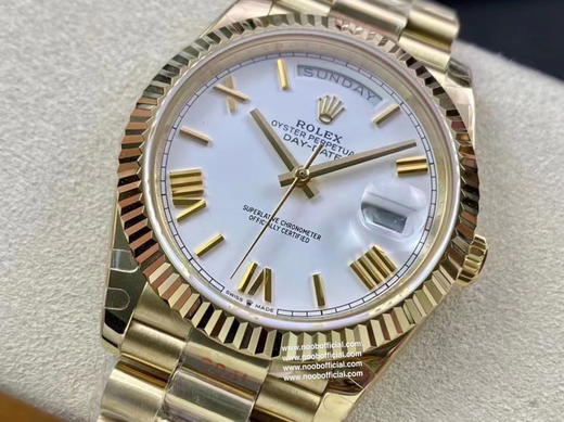 NOOB劳力士星期日志型401⃣️ 蓝宝石镜面，日历2.5倍放大镜，效果同步原版。2⃣️蚝式表壳结构，一体中层表壳，旋入式底盖及上链表冠。 商品图11
