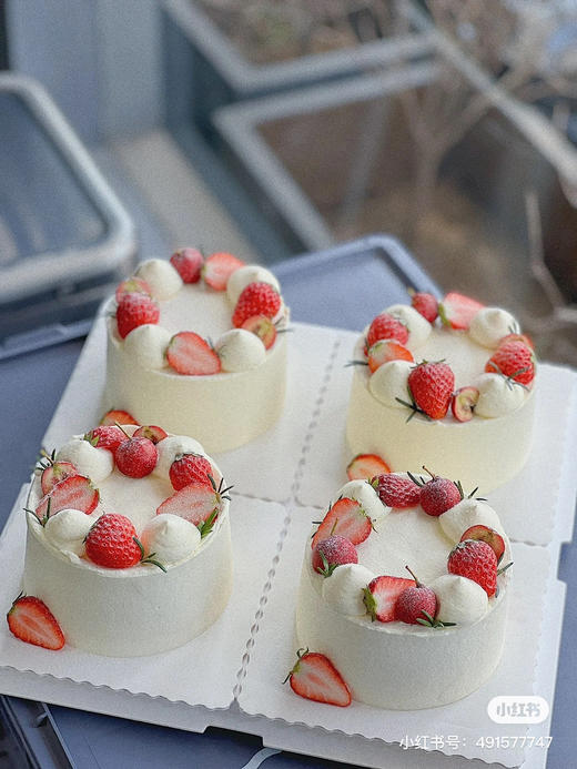 比男朋友拳头大的草莓蛋糕 商品图0
