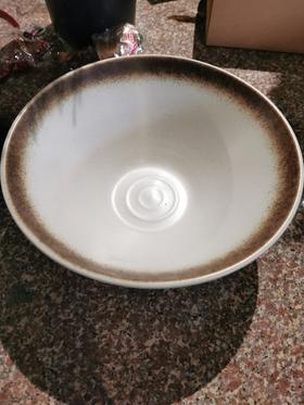 斗笠米色盆