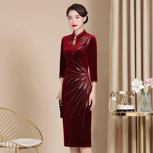 2022秋冬妈妈装婚礼旗袍改良版南韩绒高贵喜婆婆礼服WXG8531 商品图2