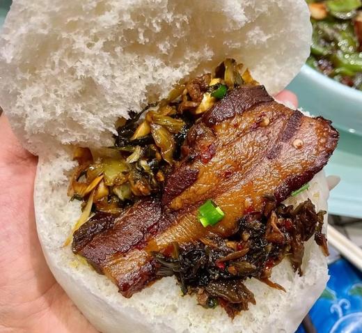 松软香甜的“酒酿馒头” 10个装，除了空口吃🤗，比较道地的吃法就是夹红烧肉🥩吃，你还可以DIY各种网红吃法呢〰️ 商品图1